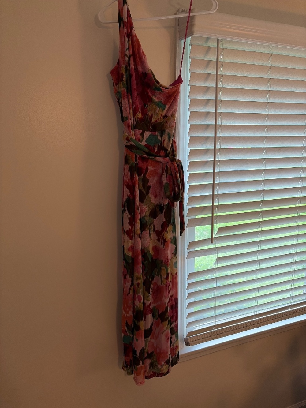Nicole Miller One Shoulder Pink Floral Dress
